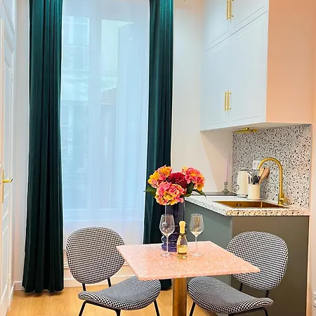 Design Chic شقة